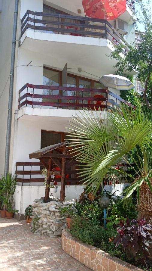 Guest House Urdoviza Kiten  Εξωτερικό φωτογραφία